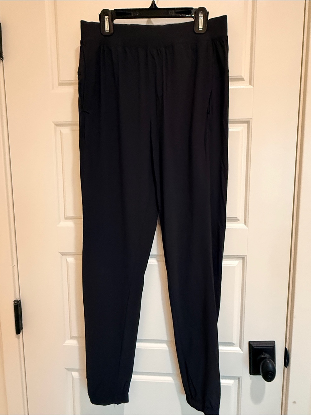 All in Motion Men’s Sz Small Black Nylon Athletic Joggers with Zip Leg Opening
